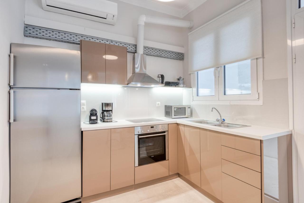 Modern 2-Bedroom Apt, 200M From The Acropolis Athena Bagian luar foto