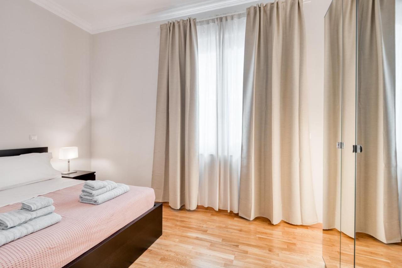 Modern 2-Bedroom Apt, 200M From The Acropolis Athena Bagian luar foto